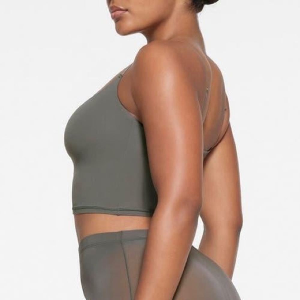 NWT Skims Fits Everybody Cropped Cami - Picture 2 of 7